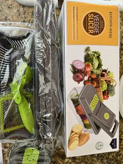 Mandolin-vegetable/food slicer 