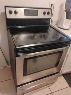 Frigidaire electric stove