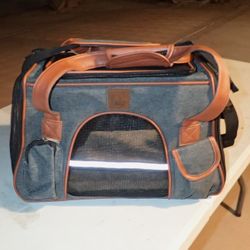 Soft Side Carrier Bag for small pets Gray and Brown