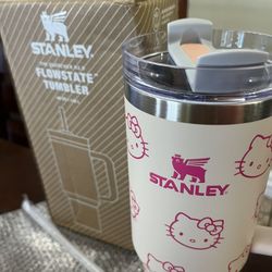 Hello Kitty Stanley