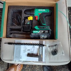 Almost New 20v DCA Drill set