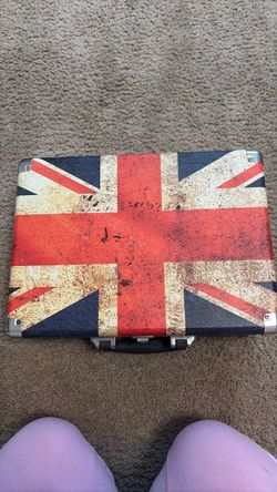 Uk flag Victoria record player