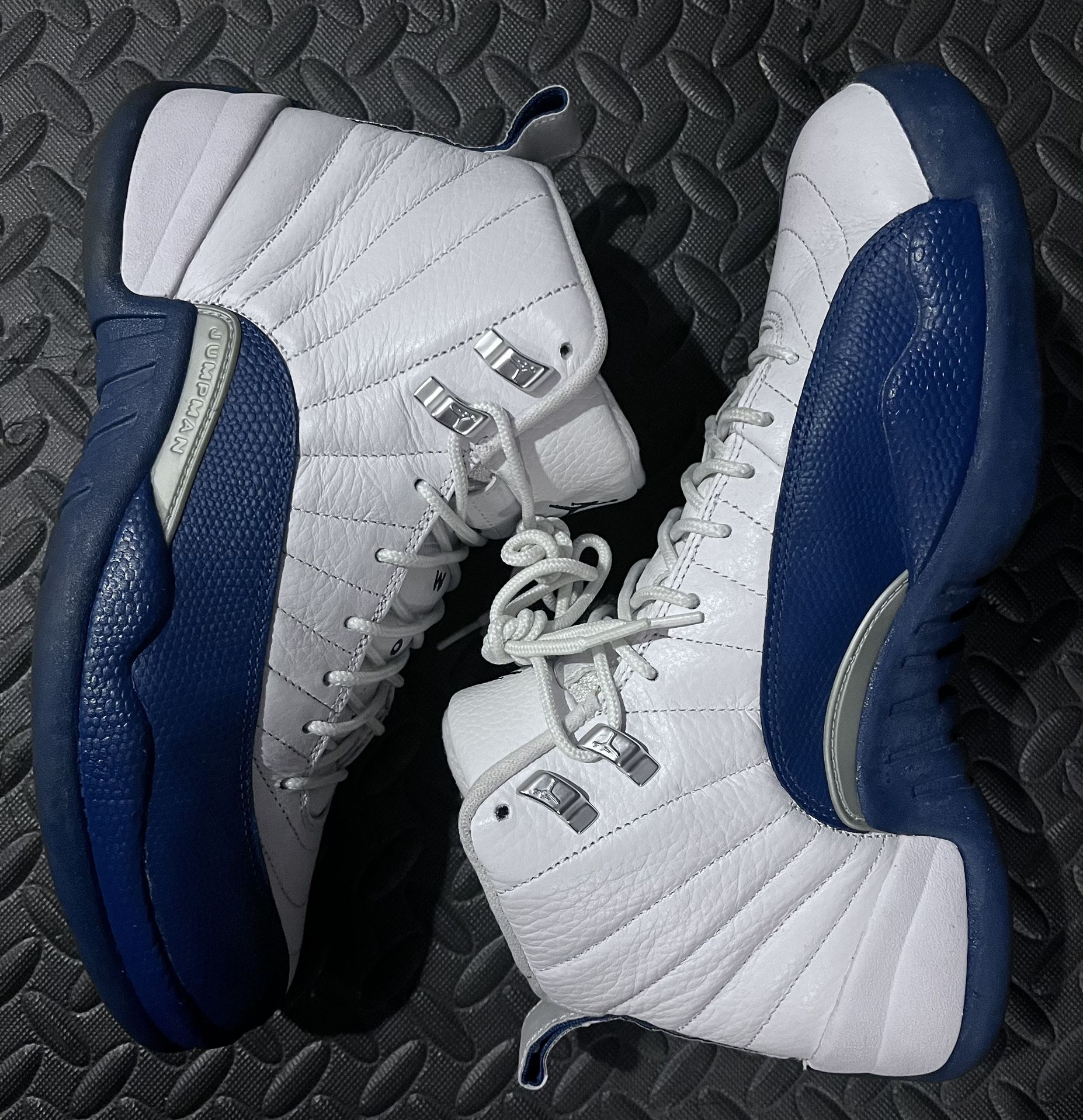 Air Jordan 12 Blue