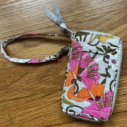 Vera Bradley Wristlet Never Used 