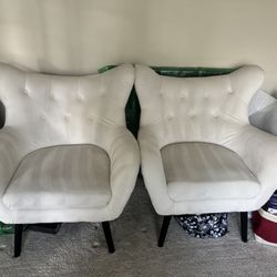 Danney 30" Wide Tufted Velvet Wingback Chair