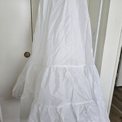 Extreme ball gown hoop skirt