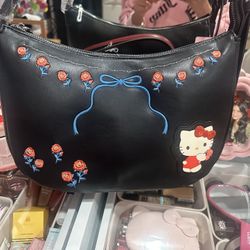 Brand New Hello Kitty Box Lunch Exclusive Hand Bag 