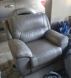 Oversized Dual Power Leather Recliner