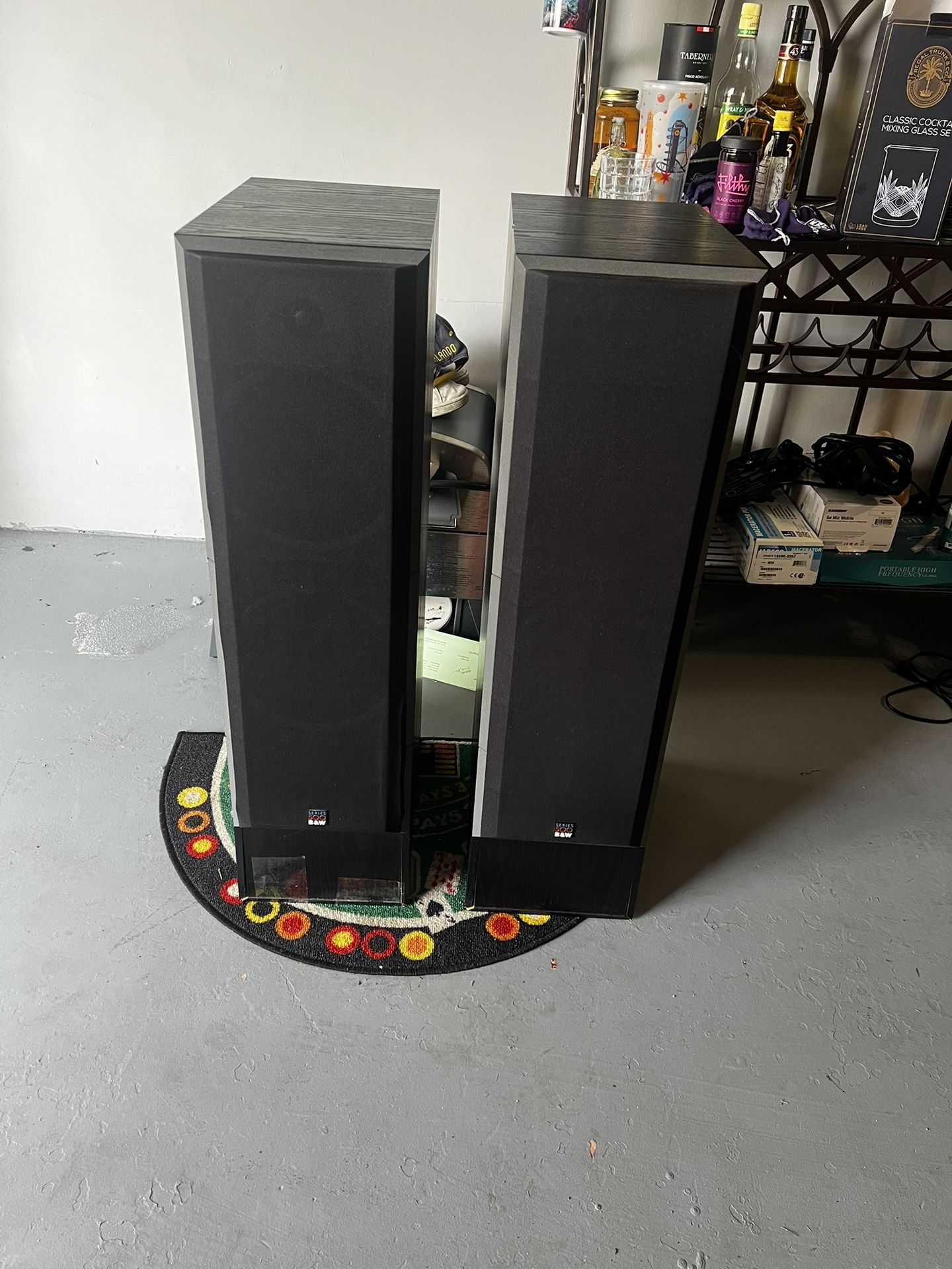 B&W Bowers Wilkins DM 580 500 Series 3 Way Speakers Floor Standing Towers