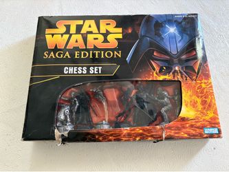 Star Wars Saga Edition Chess Set