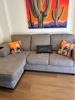 Sectional couch