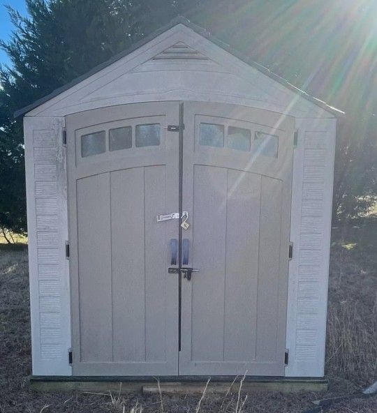 Suncast BMS7702 Vista 7 ft. x 7 ft. Storage Shed with Floor Light