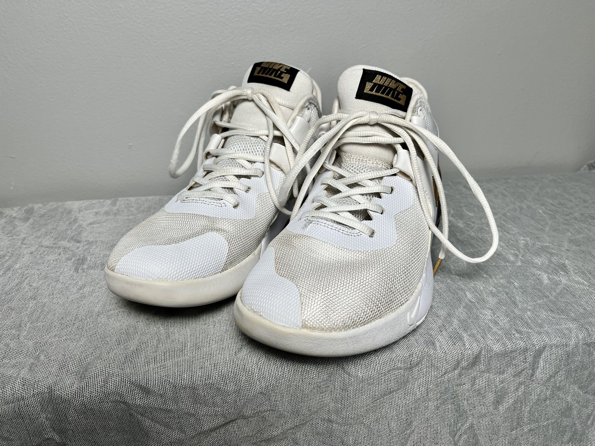 Size 8.5 - Nike Air Max - Impact Low White Metallic Gold