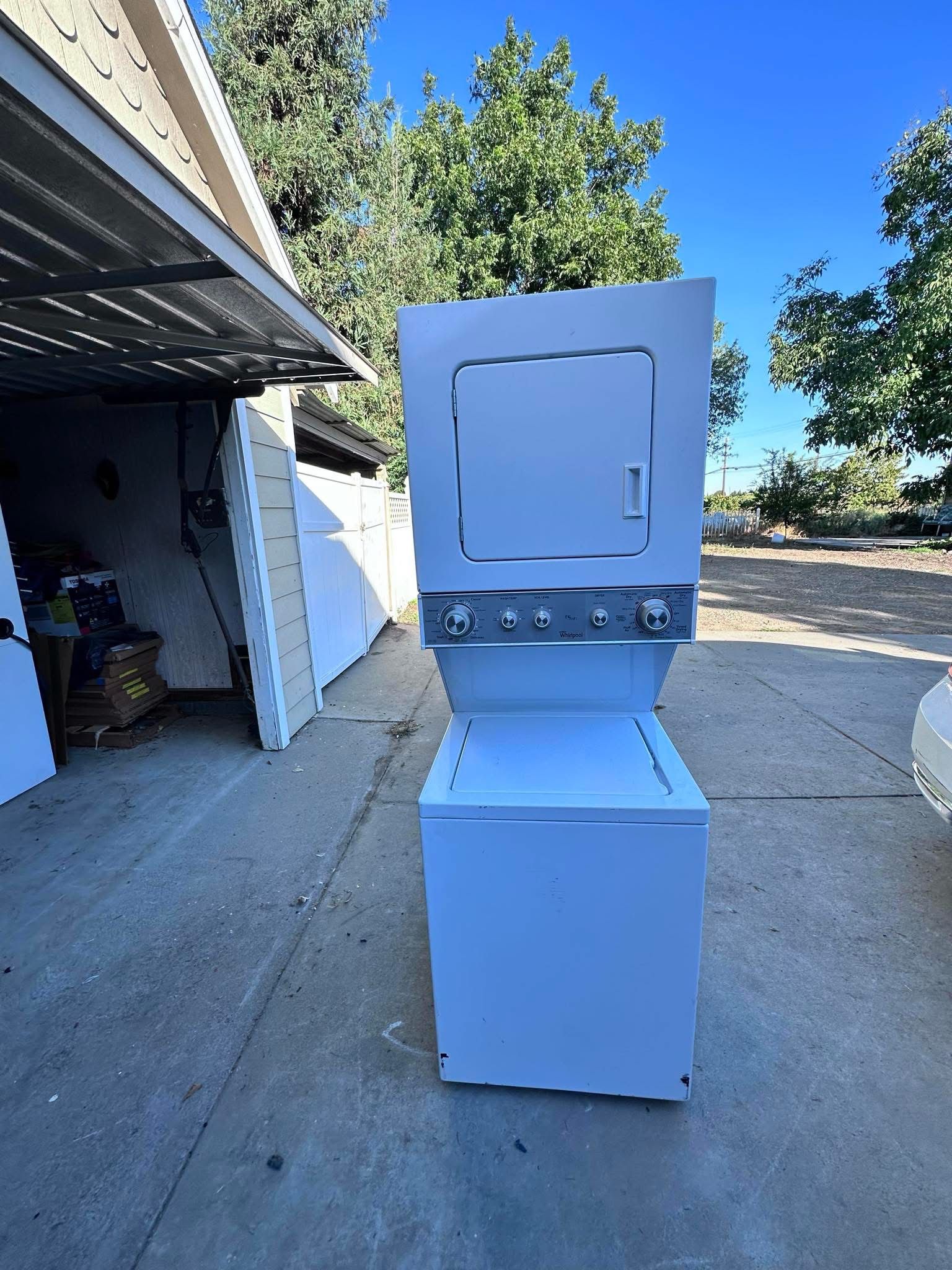 Whirlpool Washer And Dryer Stack 