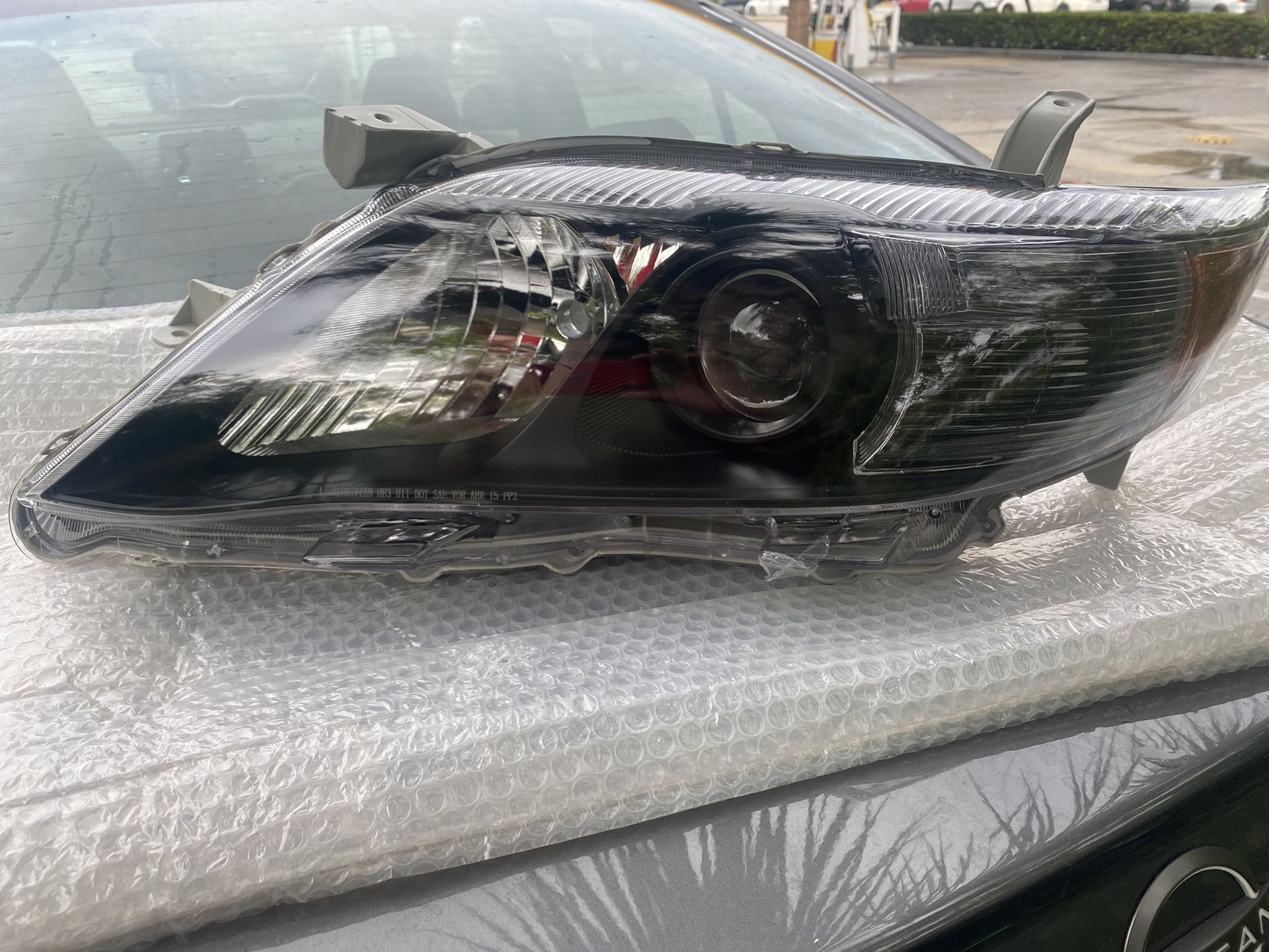 Toyota Camry Headlight
