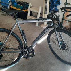 Bike Ozone 500 Men s 700c Eastwind for Sale in Orlando FL OfferUp