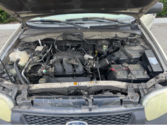 2003 Ford Escape