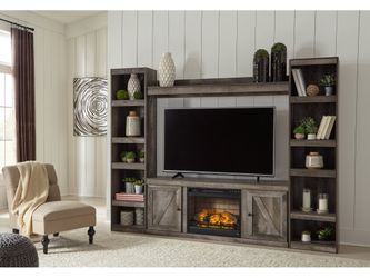 Wynnlow Gray 4-Piece Entertainment Center with Electric Fireplace (Online Special Price) (Open shelf)