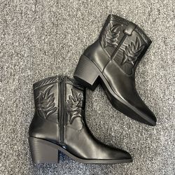 SODA Women’s Western Black Cowboy Ankle Boots (size 8.5)