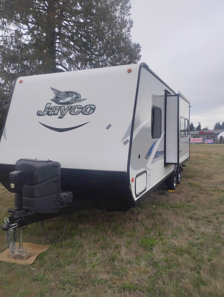 22 Foot Jayco Travel Trailer 