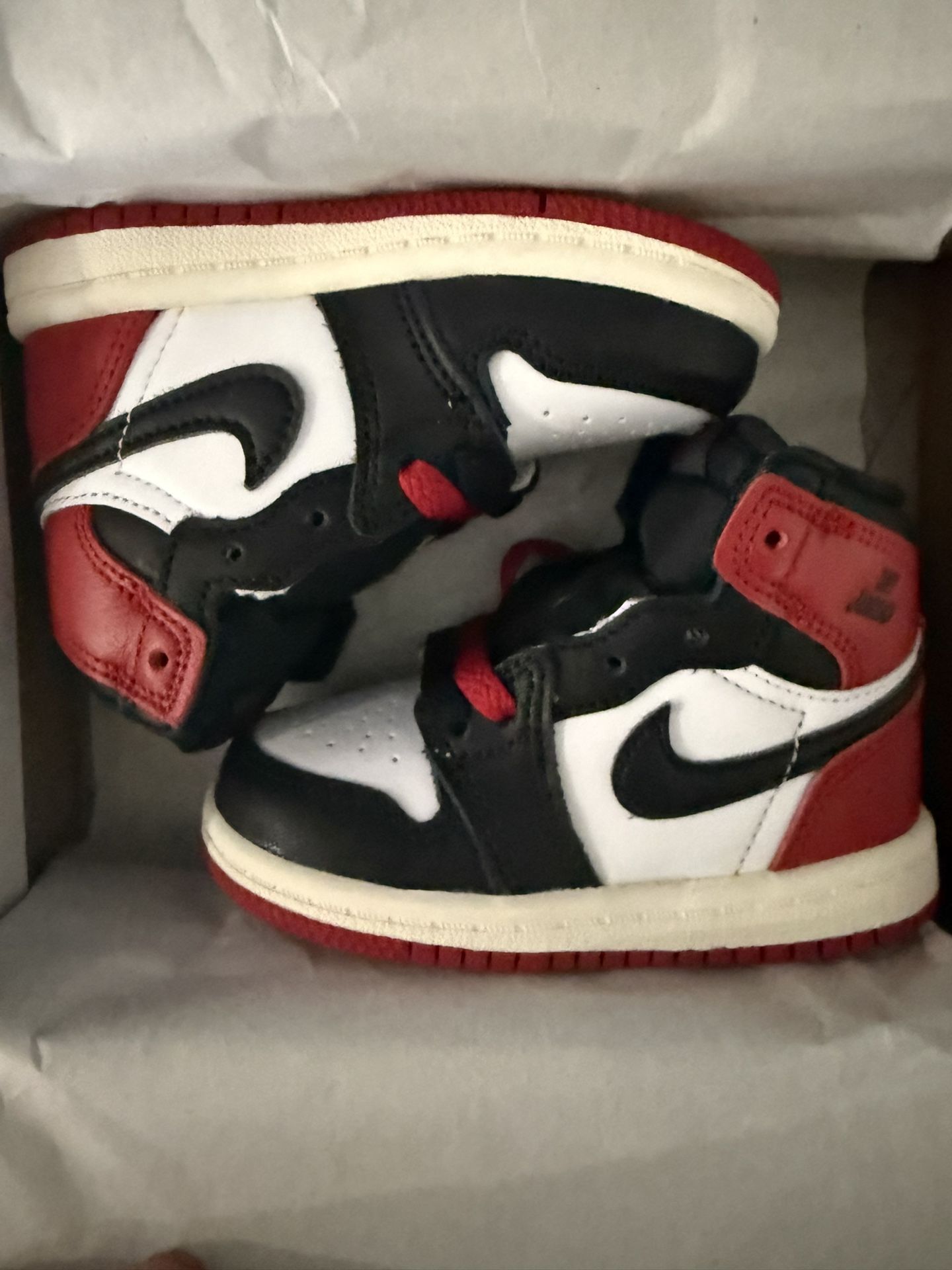 JORDAN 1 RETRO HIGH OG 5C