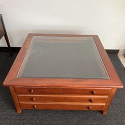 Map/display coffee table 