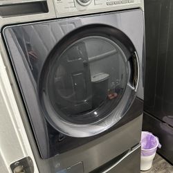 Kenmore Washer and Dryer - FREE