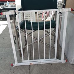 DOG FENCE GATE