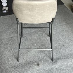 3 counter stools