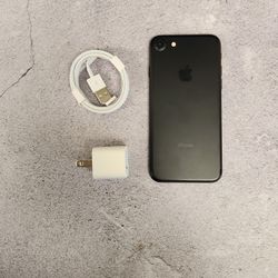 Iphone 7..32gb Unlock For Any Sim 