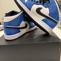 Jordan 1 Mid SE “Signal Blue” Size 11 Men