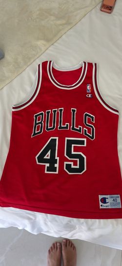Rare vintage Chicago Bulls Michael Jordan “He’s Back” jersey size 40 mint condition super rare