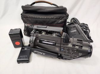 Sony CCD-FX310 Video 8 Handycam *AS IS*