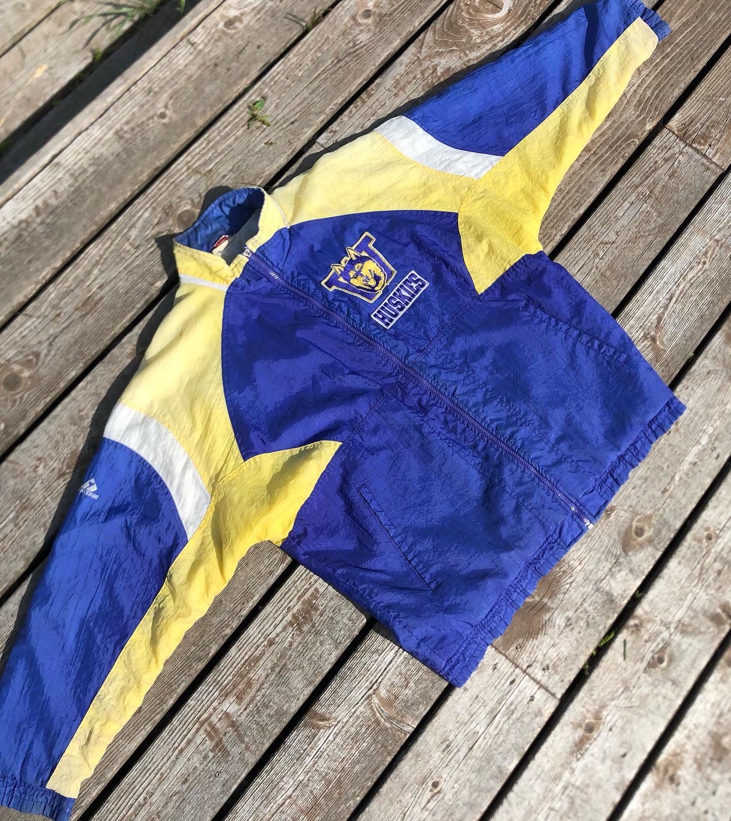 Apex One University Of Washington Huskies Vintage Jacket
