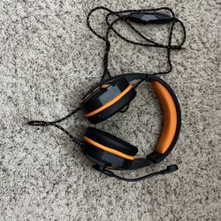 Headphones for gaming 