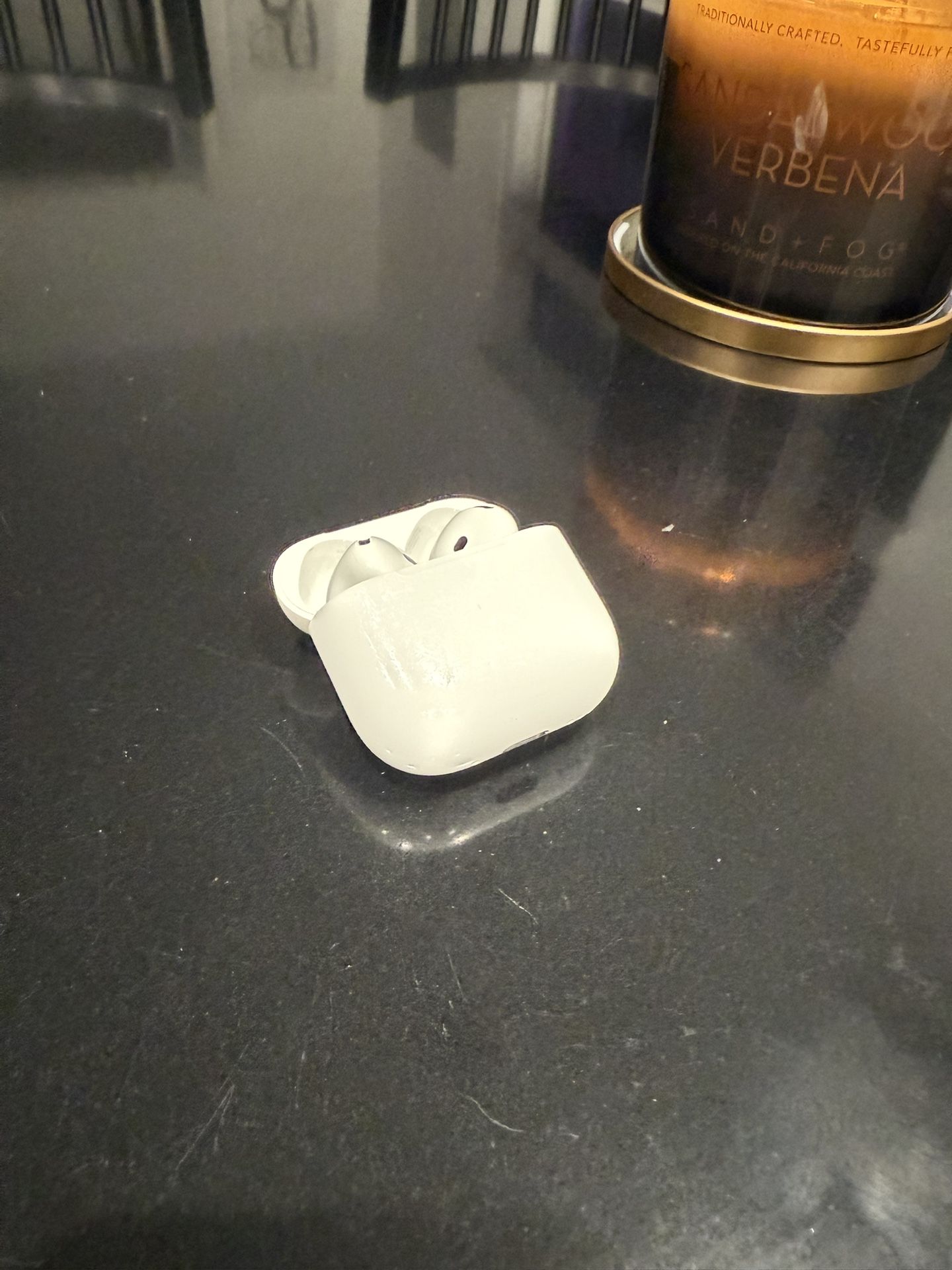 Apple AirPods Pro (2nd Gen with USB-C & ANC)
