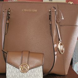 Michael Kors Charlotte Leather