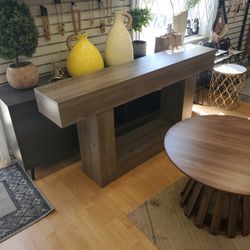 Console Table 125.00 