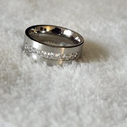 Beautiful size 8 titanium band | ring