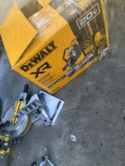 Table saw Dewalt vordless