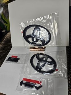 2025 CAMRY SE HEV BLACKOUT EMBLEM OVERLAY KIT GENUINE TOYOTA ACCESSORY