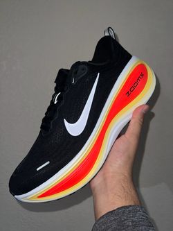 Nike Vomero Plus
