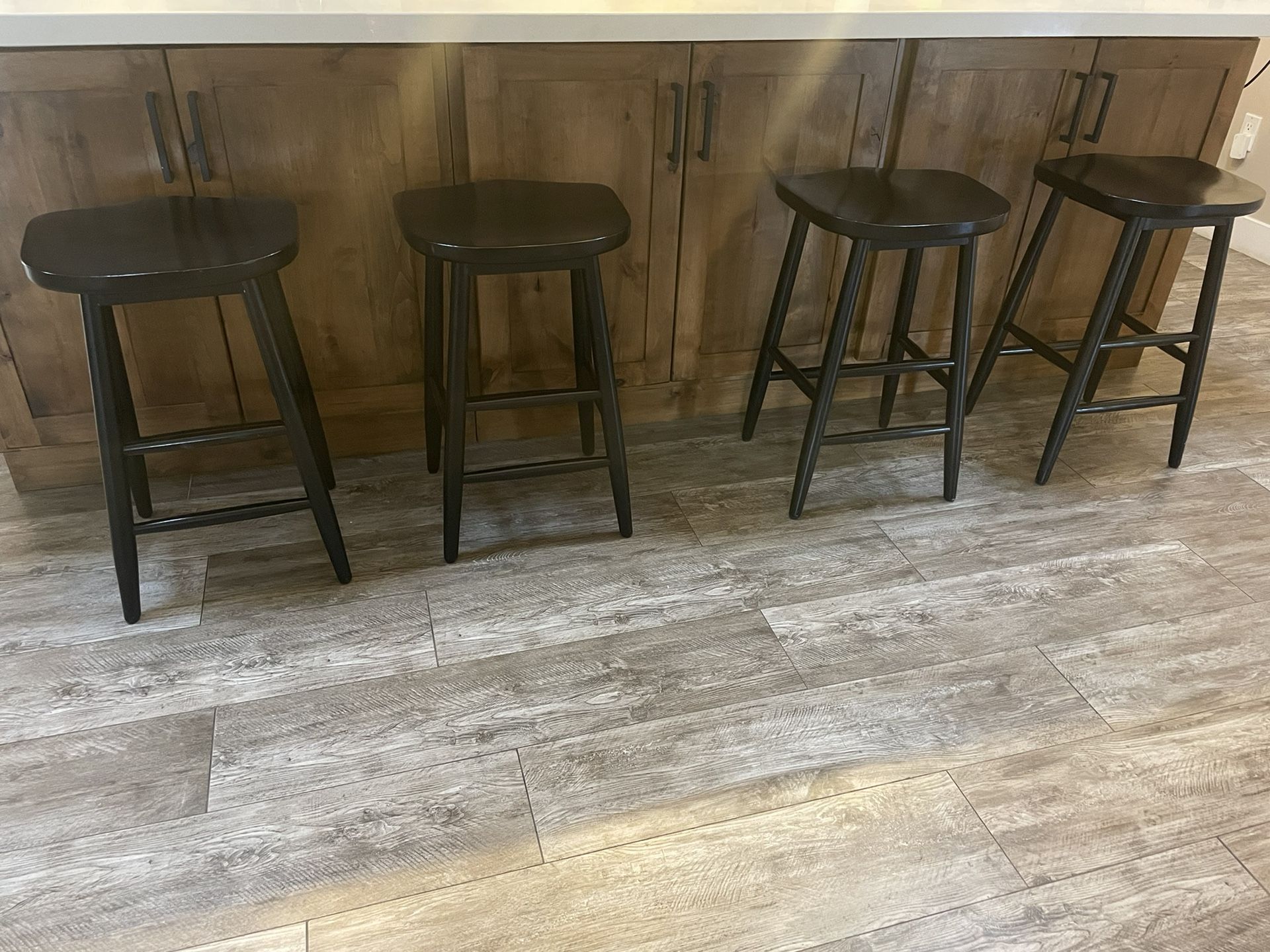 4 Kitchen Stools