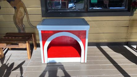 Dog house