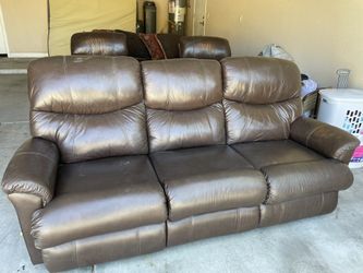 La-Z-Boy Chairs & Couch Set