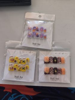 Pack of three Duck Nails in Medium