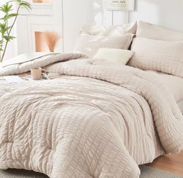 HYMOKEGE Beige King Size Comforter Set Seersucker 7 Pieces, All Season