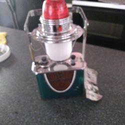 SPORTSMAN LANTURN. BY RAY O VAC. 1970s   45 Dollars. Obo