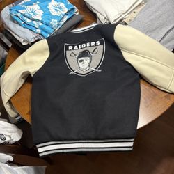 Vintage Raiders 