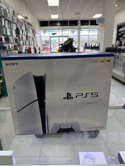 PlayStation 5 Disc 1TB! Finance for $50 down payment!!